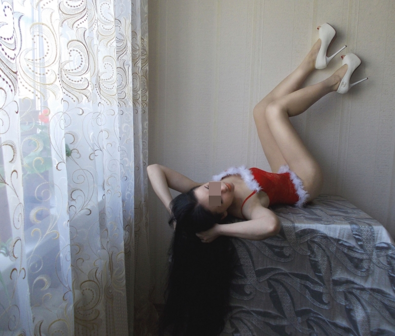 Живу в Москве и готова доставить тебе незабываемое наслаждение. 💋
Мои услуги расширят твои горизонты и окунут в мир страсти. Буду ласкать твое тело и разогревать тебя своими магическими прикосновениями. Мне нравится экспериментировать и пробовать новое, поэтому открыта для твоих самых смелых фантазий.
На моих фото ты увидишь мою красоту и соблазнительные формы. 📸 Меня оценили многие мужчины, и отзывы о моих услугах теплые и положительные. Оценивай и ты! 😉
Не упускай шанс познать искусство настоящего удовольствия со мной в Москве. Обещаю, ты не пожалеешь! 😉 Маргарита
